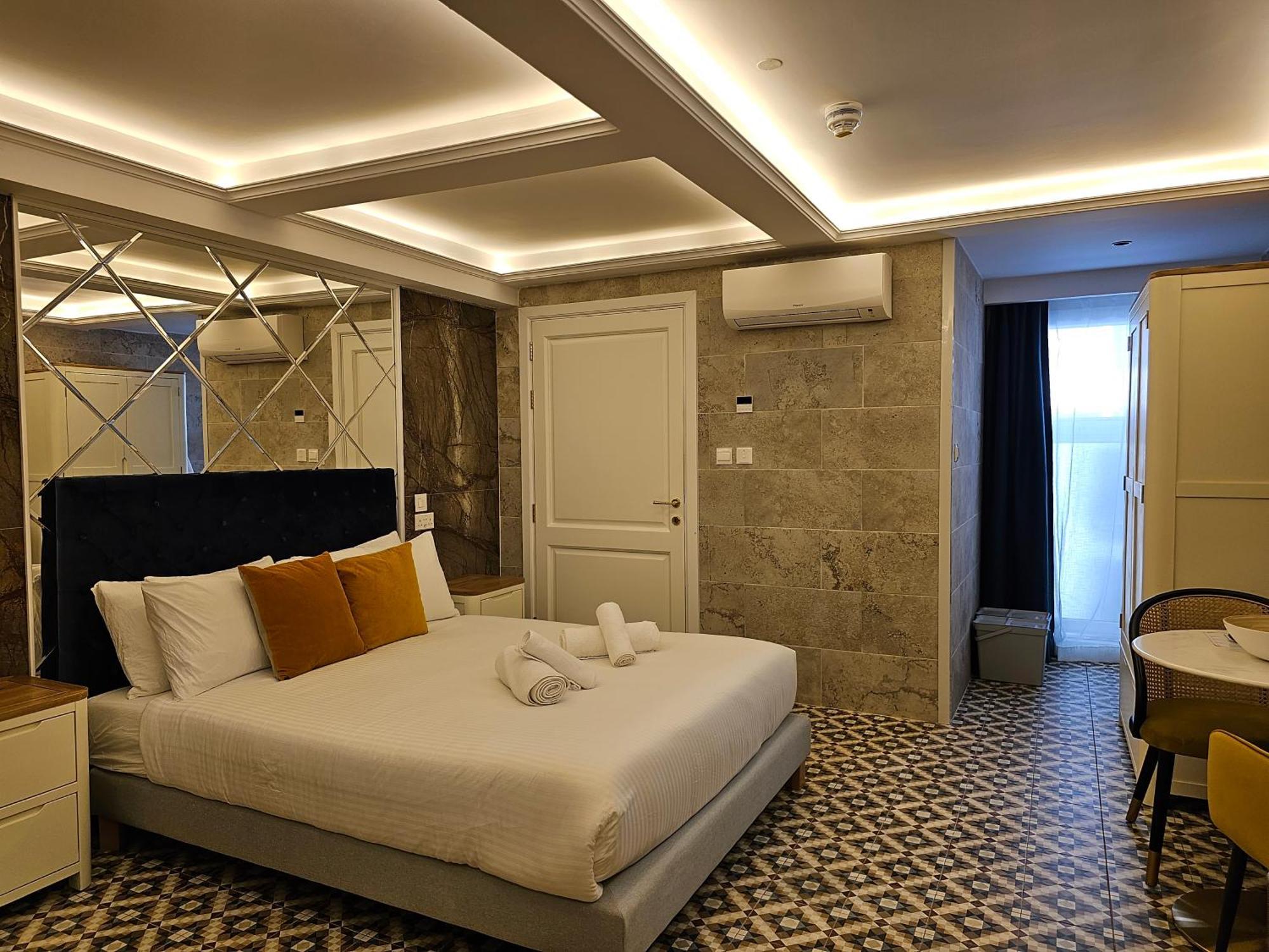 Balcony Hotel San Ġiljan Kültér fotó