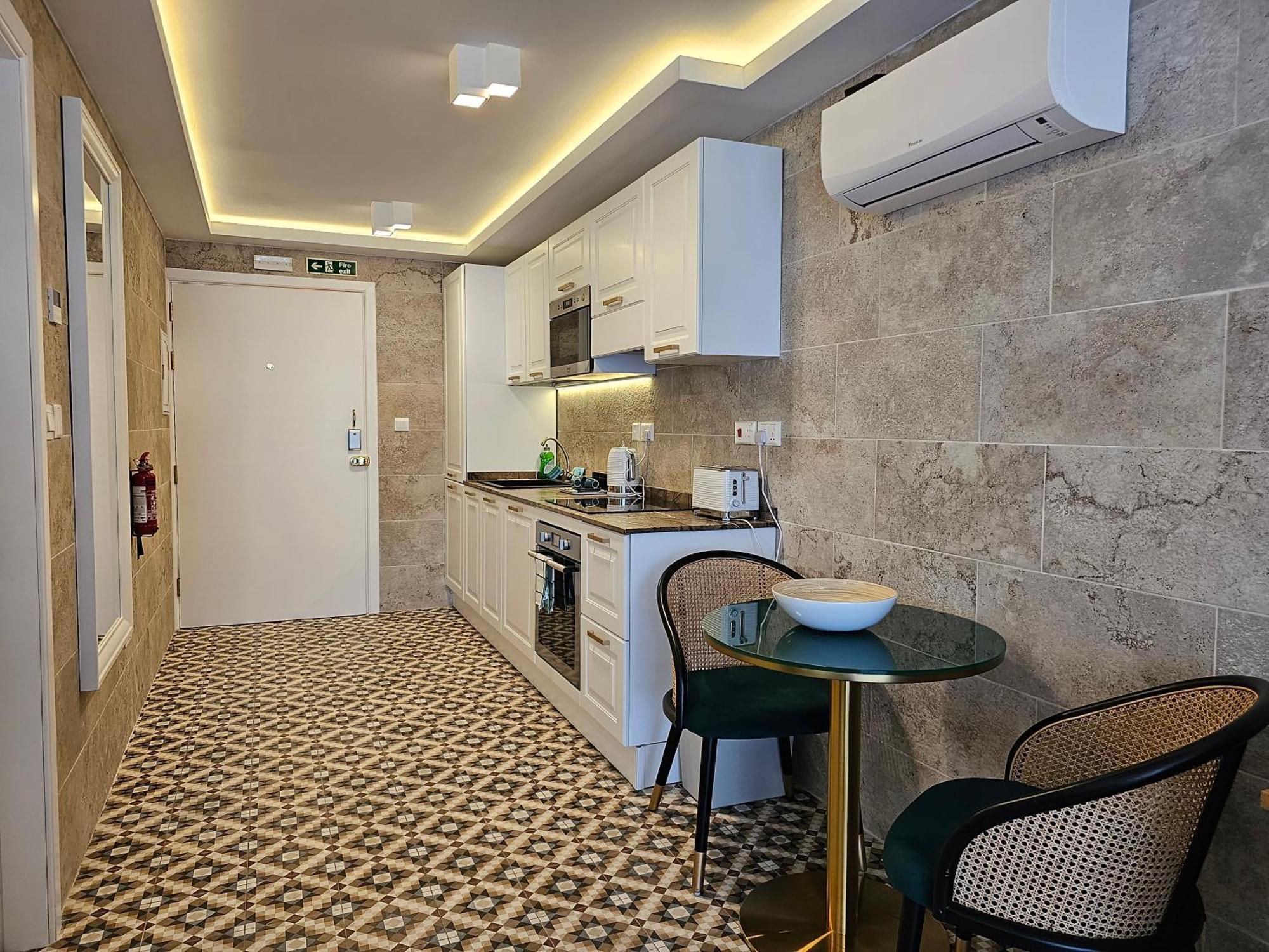 Balcony Hotel San Ġiljan Kültér fotó